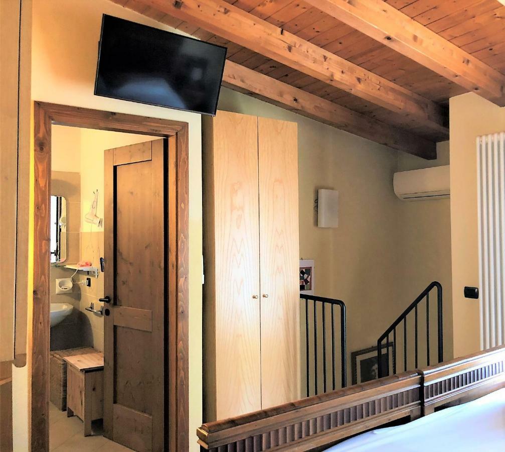Desenzanoloft Official Partner Marriott Homes & Villas -Penthouse Never Say Never Sirmione Castle View Εξωτερικό φωτογραφία
