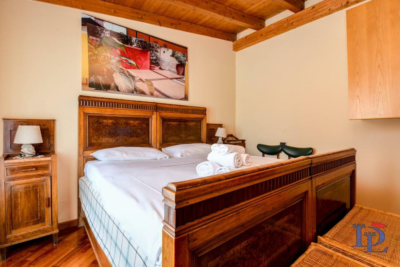 Desenzanoloft Official Partner Marriott Homes & Villas -Penthouse Never Say Never Sirmione Castle View Εξωτερικό φωτογραφία