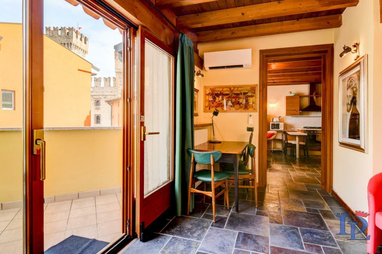 Desenzanoloft Official Partner Marriott Homes & Villas -Penthouse Never Say Never Sirmione Castle View Εξωτερικό φωτογραφία